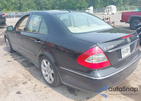 2008 Mercedes-Benz E 350 4Matic z USA, uszkodzony, nr VIN WDBUF87X38B350299